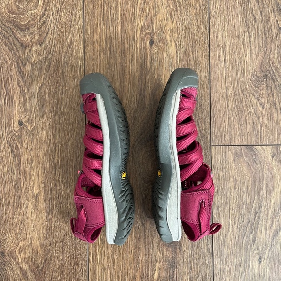 NWOT Keen Whisper Waterproof Women's Sandal Size 6 - Picture 12 of 12